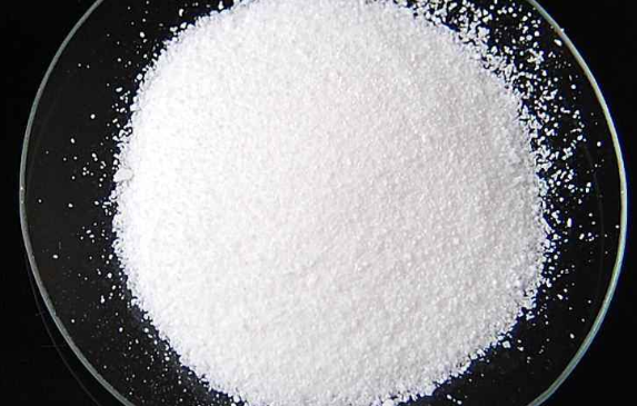 陰離子聚丙烯酰胺可以用熱水溶解嗎？